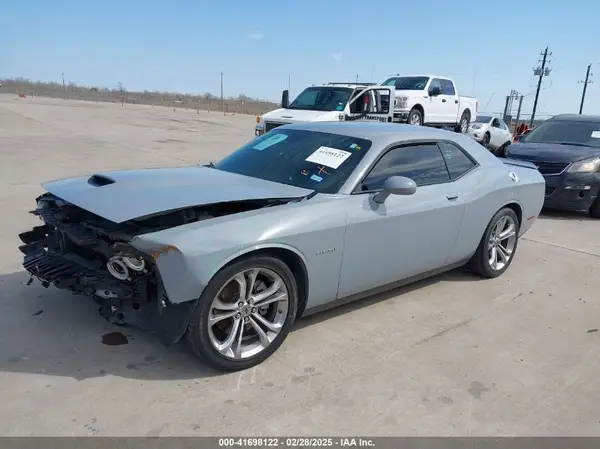 2C3CDZBT2NH200284 2022 DODGE CHALLENGER - Image 2