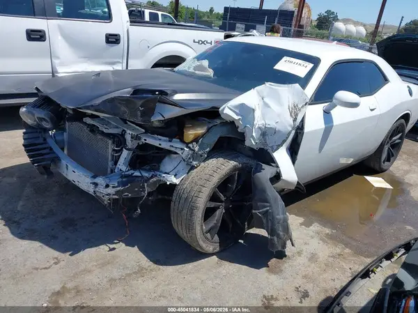 2C3CDZBT3GH120088 2016 DODGE CHALLENGER - Image 2