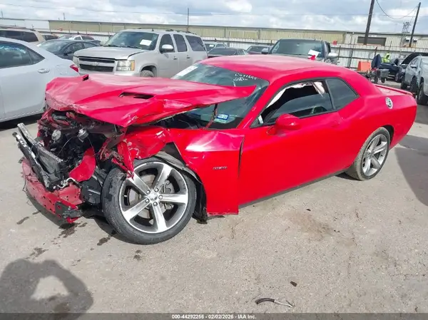 2C3CDZBT3GH138123 2016 DODGE CHALLENGER - Image 2