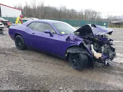 2C3CDZBT3GH142608 2016 DODGE CHALLENGER