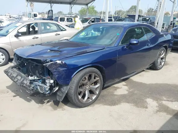 2C3CDZBT3GH193493 2016 DODGE CHALLENGER - Image 2