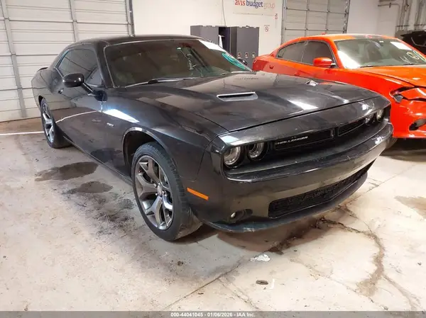 2C3CDZBT3GH214052 2016 DODGE CHALLENGER - Image 1