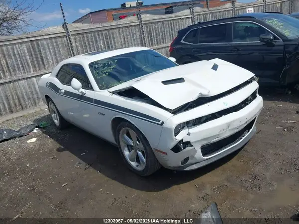 2C3CDZBT3GH239551 2016 DODGE CHALLENGER - Image 1