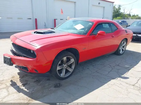 2C3CDZBT3GH299992 2016 DODGE CHALLENGER - Image 2