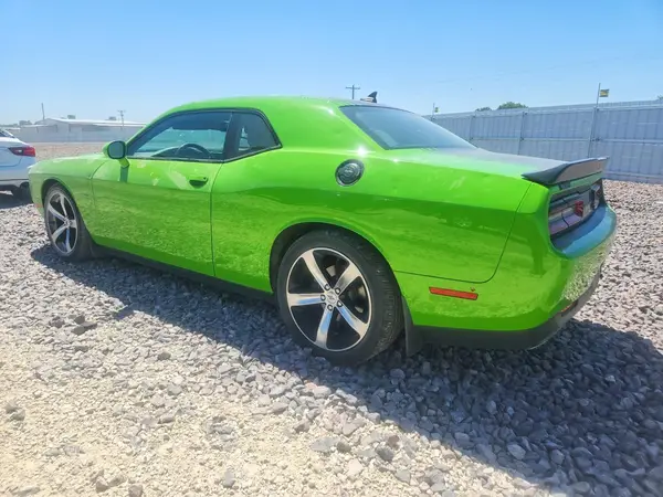 2C3CDZBT3HH601136 2017 DODGE CHALLENGER - Image 2