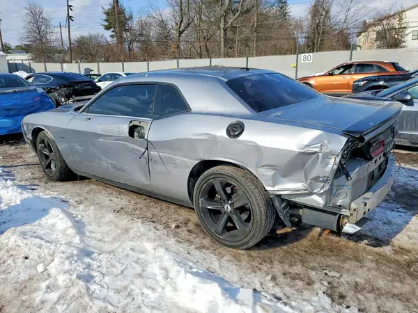 2C3CDZBT3HH658193 2017 DODGE CHALLENGER - Image 2