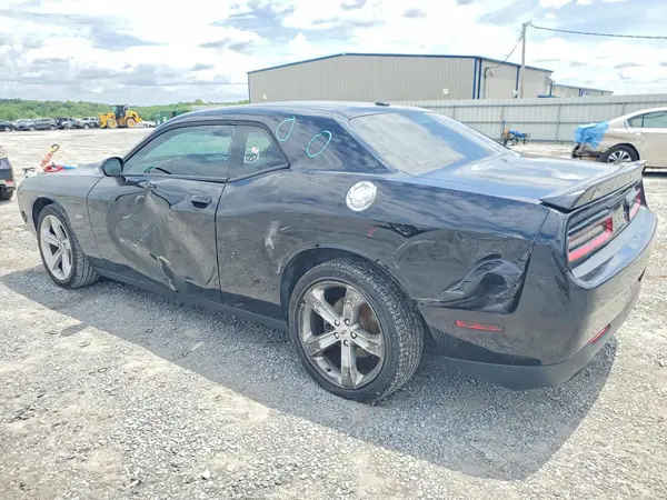 2C3CDZBT3JH130921 2018 DODGE CHALLENGER - Image 2