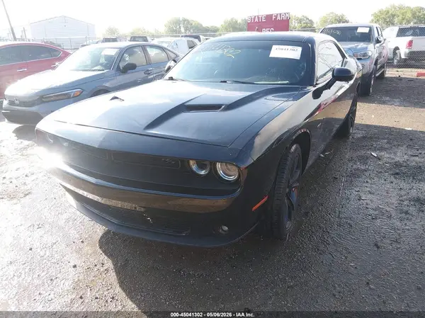 2C3CDZBT3JH260200 2018 DODGE CHALLENGER - Image 2