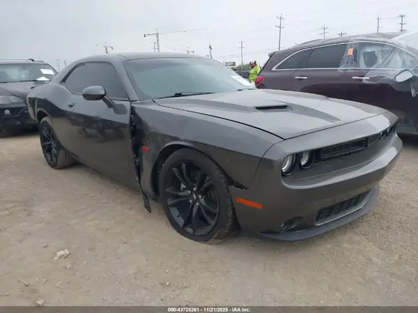 2C3CDZBT3JH334148 2018 DODGE CHALLENGER - Image 1