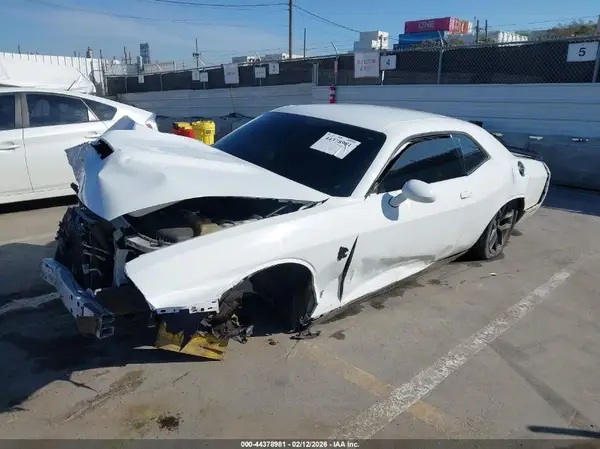 2C3CDZBT3KH503506 2019 DODGE CHALLENGER - Image 2