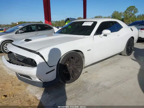 2C3CDZBT3KH551040 2019 DODGE CHALLENGER - Image 2