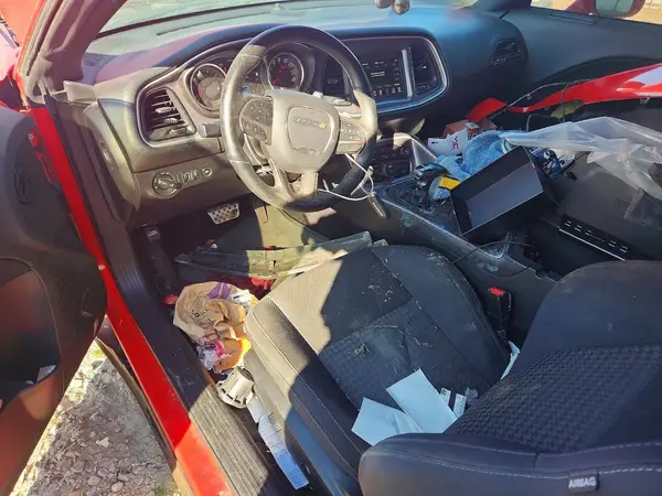2C3CDZBT3KH573555 2019 DODGE CHALLENGER - Image 8