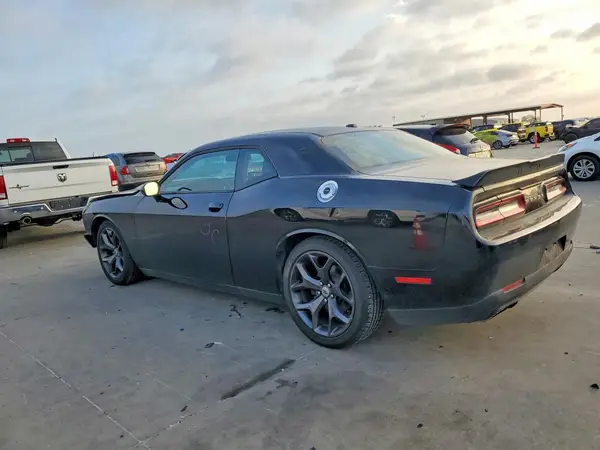 2C3CDZBT3KH573796 2019 DODGE CHALLENGER - Image 2