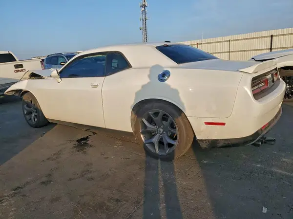 2C3CDZBT3KH616520 2019 DODGE CHALLENGER - Image 2