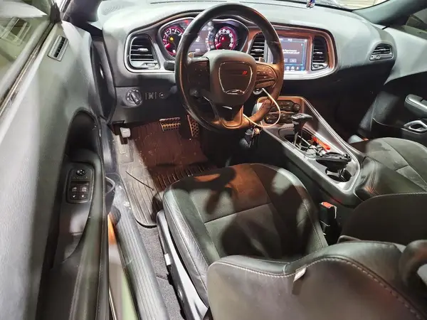 2C3CDZBT3KH708937 2019 DODGE CHALLENGER - Image 8