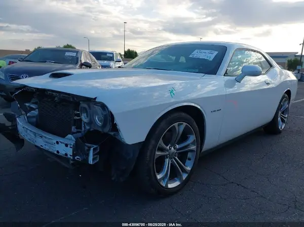 2C3CDZBT3LH214420 2020 DODGE CHALLENGER - Image 2