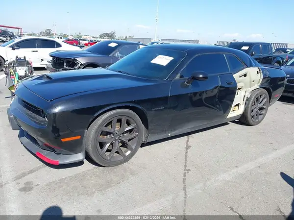 2C3CDZBT3LH242606 2020 DODGE CHALLENGER - Image 2