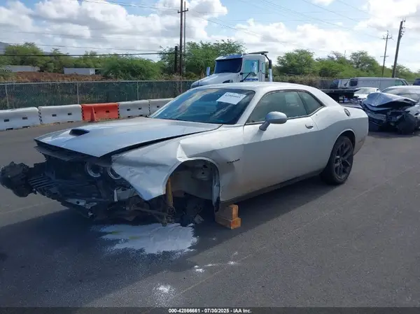 2C3CDZBT3MH610462 2021 DODGE CHALLENGER - Image 2