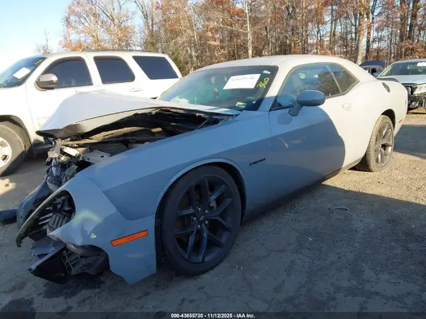 2C3CDZBT3NH233813 2022 DODGE CHALLENGER - Image 2