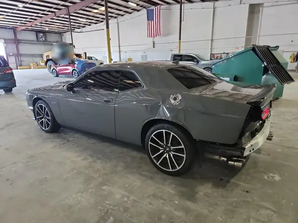 2C3CDZBT3PH658239 2023 DODGE CHALLENGER - Image 2