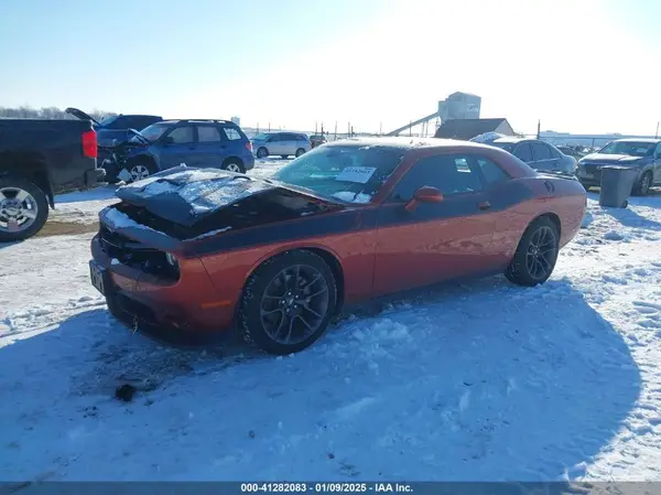 2C3CDZBT3PH667927 2023 DODGE CHALLENGER - Image 2
