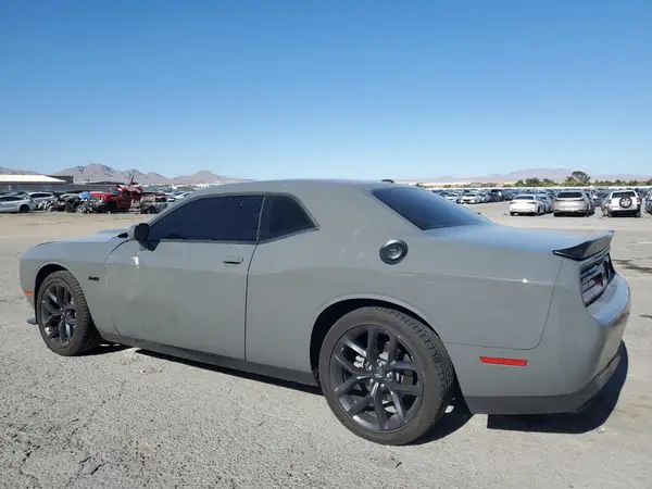 2C3CDZBT3PH678961 2023 DODGE CHALLENGER - Image 2