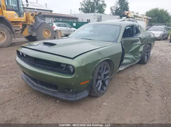 2C3CDZBT3PH693699 2023 DODGE CHALLENGER - Image 2