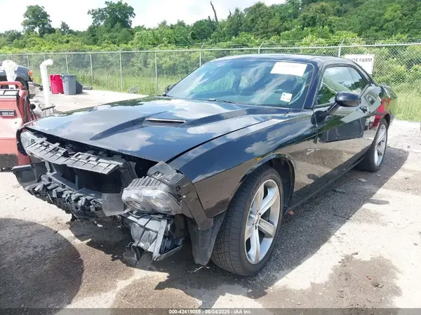 2C3CDZBT4GH148983 2016 DODGE CHALLENGER - Image 2