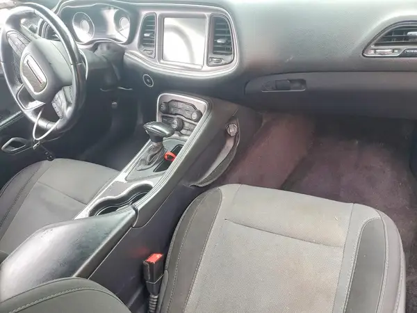 2C3CDZBT4GH214027 2016 DODGE CHALLENGER - Image 8