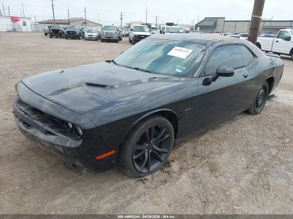 2C3CDZBT4GH232396 2016 DODGE CHALLENGER - Image 2