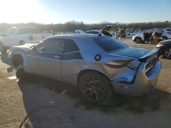 2C3CDZBT4HH586193 2017 DODGE CHALLENGER - Image 2