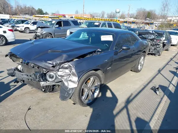 2C3CDZBT4JH182526 2018 DODGE CHALLENGER - Image 2