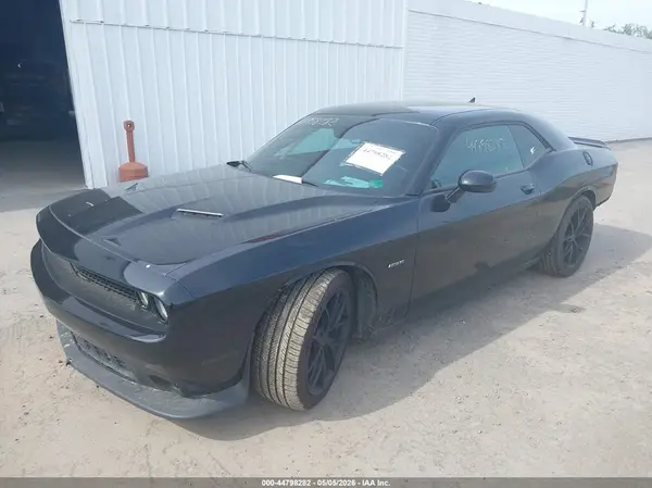 2C3CDZBT4JH219817 2018 DODGE CHALLENGER - Image 2