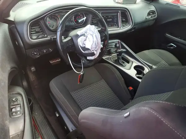 2C3CDZBT4JH223379 2018 DODGE CHALLENGER - Image 8