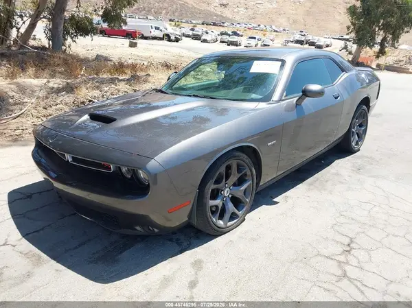 2C3CDZBT4KH531945 2019 DODGE CHALLENGER - Image 2