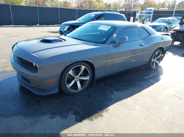 2C3CDZBT4KH540533 2019 DODGE CHALLENGER - Image 2
