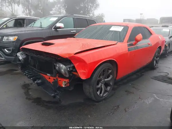 2C3CDZBT4KH550916 2019 DODGE CHALLENGER - Image 2
