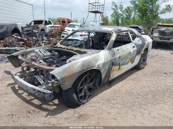 2C3CDZBT4KH573712 2019 DODGE CHALLENGER - Image 2