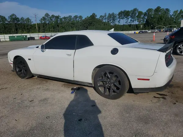 2C3CDZBT4KH632869 2019 DODGE CHALLENGER - Image 2