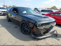 2C3CDZBT4KH638039 2019 DODGE CHALLENGER
