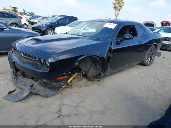 2C3CDZBT4KH638039 2019 DODGE CHALLENGER - Image 2