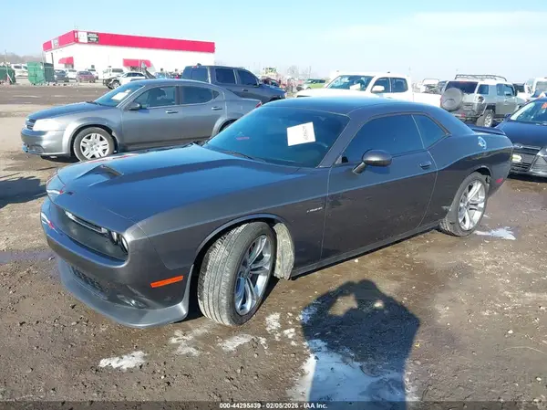 2C3CDZBT4LH142711 2020 DODGE CHALLENGER - Image 2