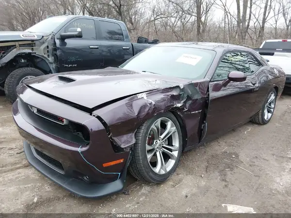 2C3CDZBT4LH169035 2020 DODGE CHALLENGER - Image 2