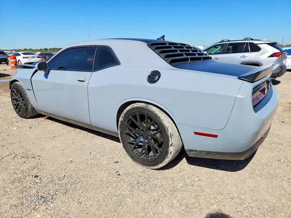 2C3CDZBT4LH239861 2020 DODGE CHALLENGER - Image 2