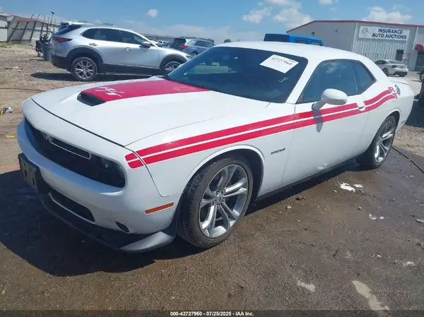 2C3CDZBT4MH546562 2021 DODGE CHALLENGER - Image 2