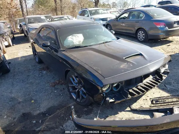 2C3CDZBT4PH688852 2023 DODGE CHALLENGER - Image 1