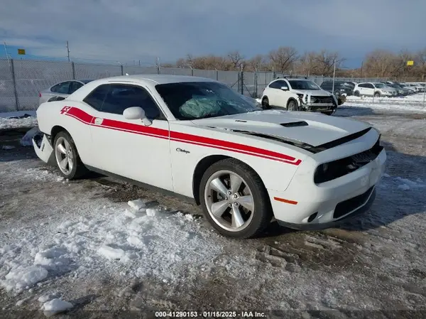 2C3CDZBT5GH131707 2016 DODGE CHALLENGER - Image 1