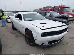 2C3CDZBT5GH158664 2016 DODGE CHALLENGER