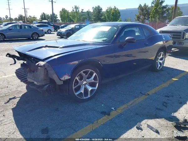 2C3CDZBT5GH172631 2016 DODGE CHALLENGER - Image 2