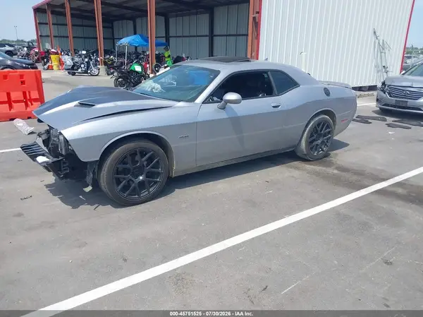 2C3CDZBT5GH308823 2016 DODGE CHALLENGER - Image 2